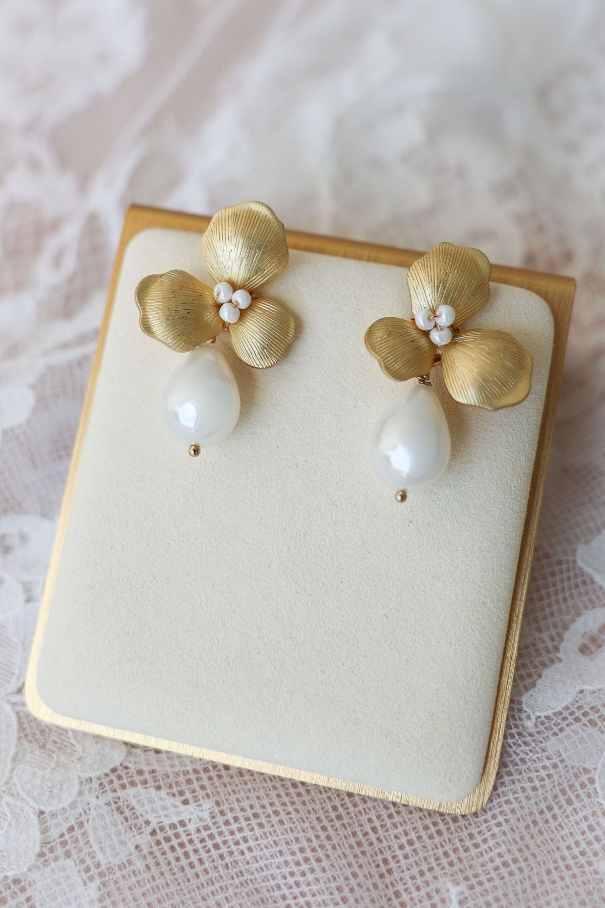 Eliza Gold Floral Earrings