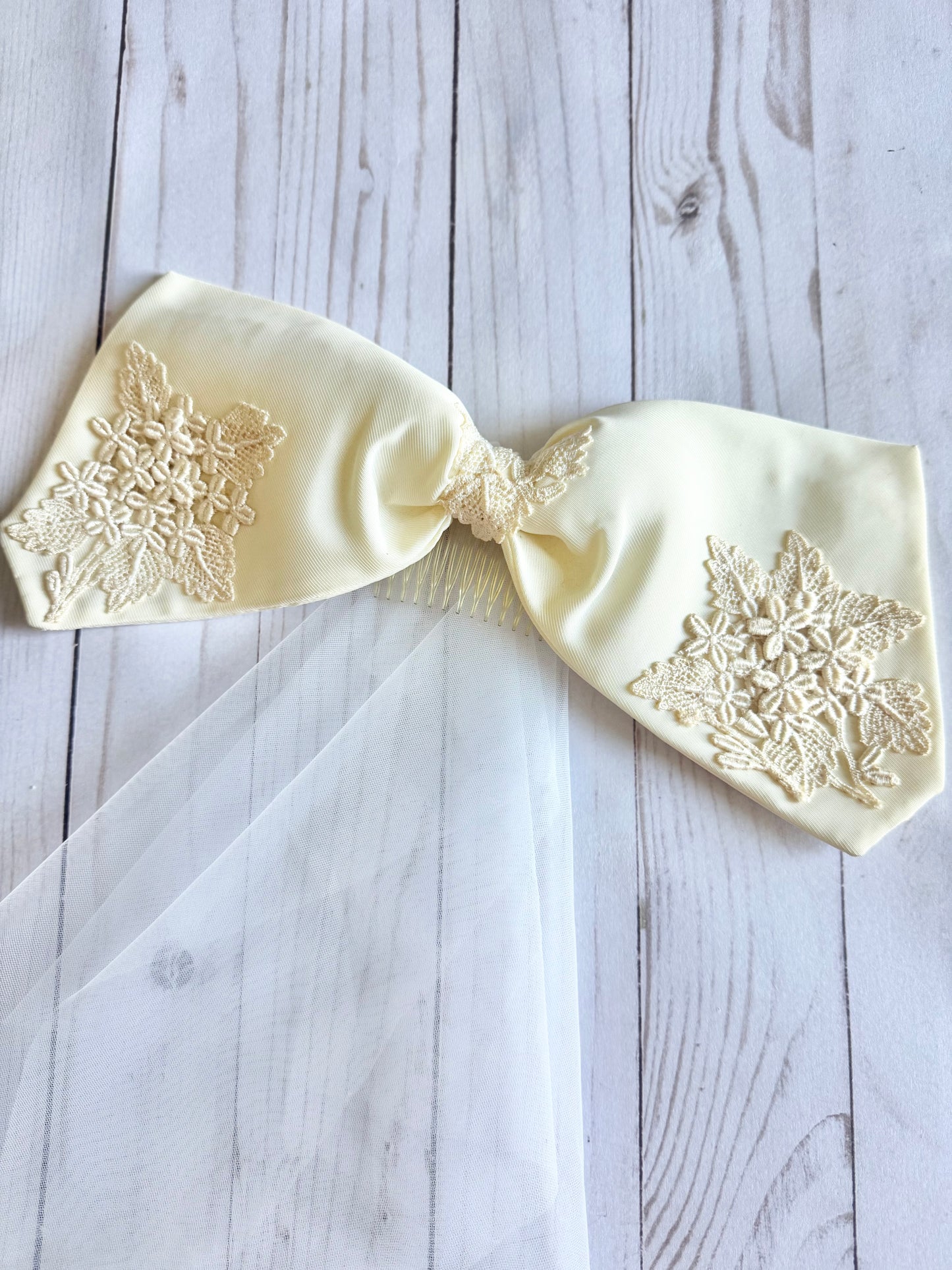 1960s Vintage Bridal Hair Bow