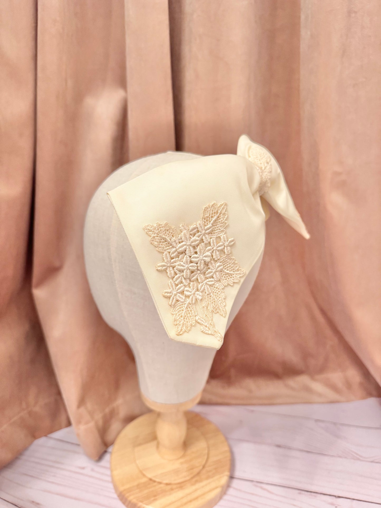 1960s Vintage Bridal Hair Bow