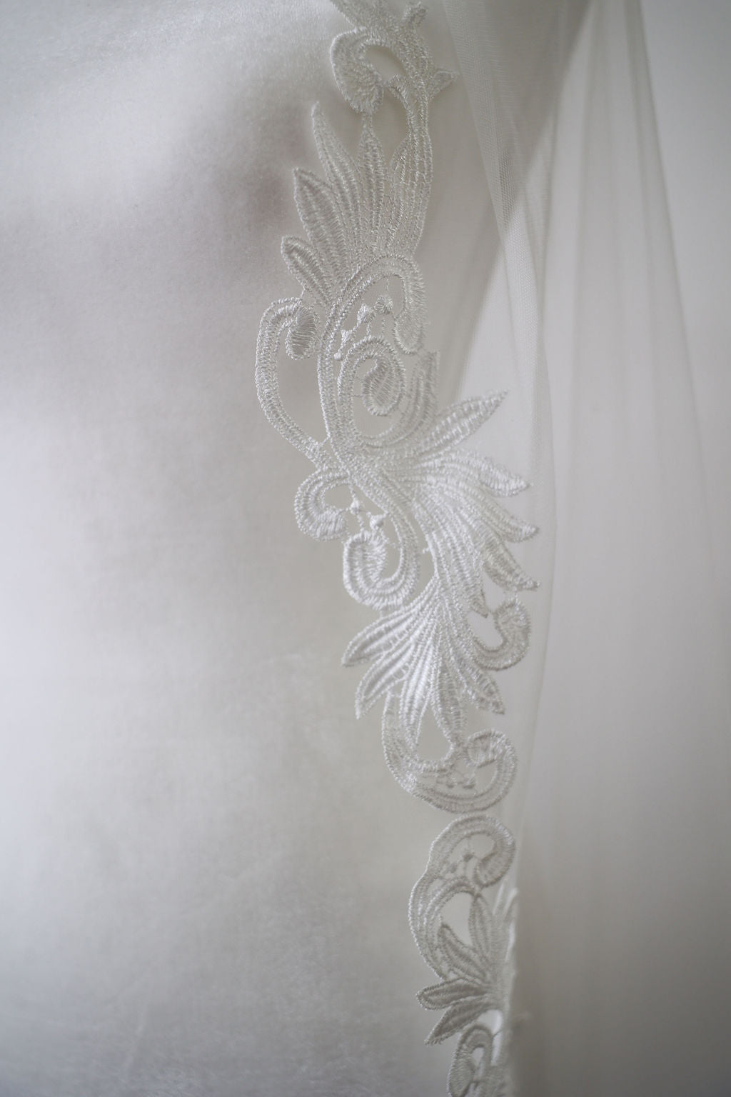 Fingertip Length Lace Wedding Veil