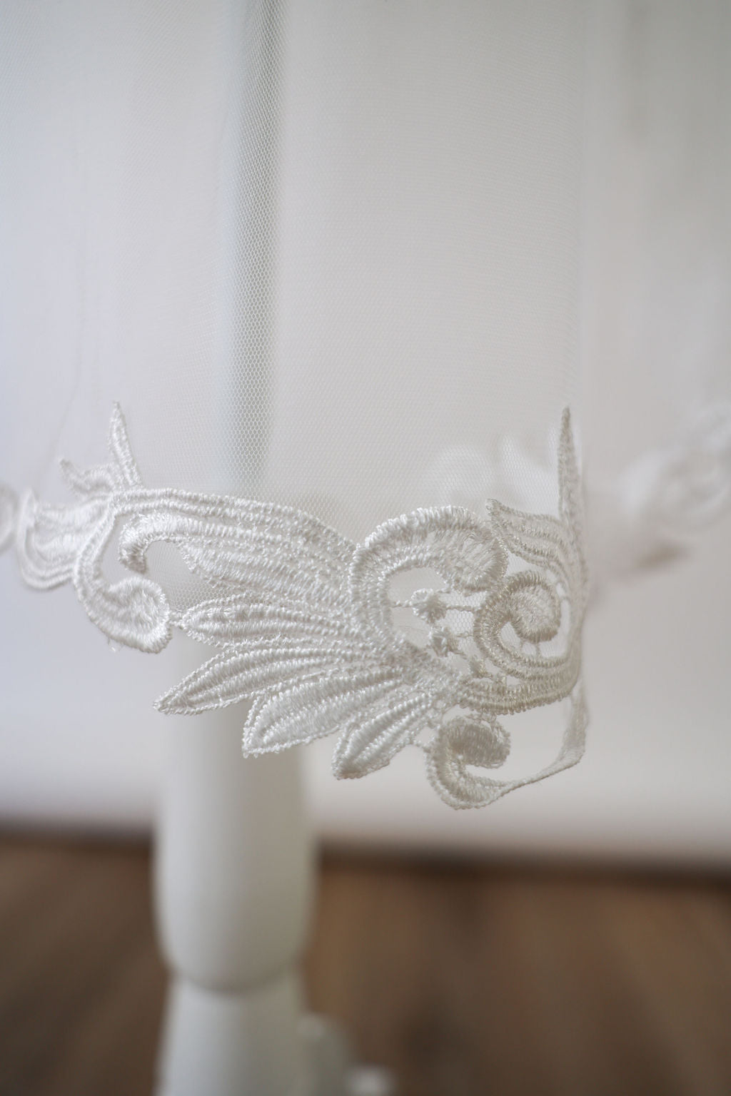 Fingertip Length Lace Wedding Veil