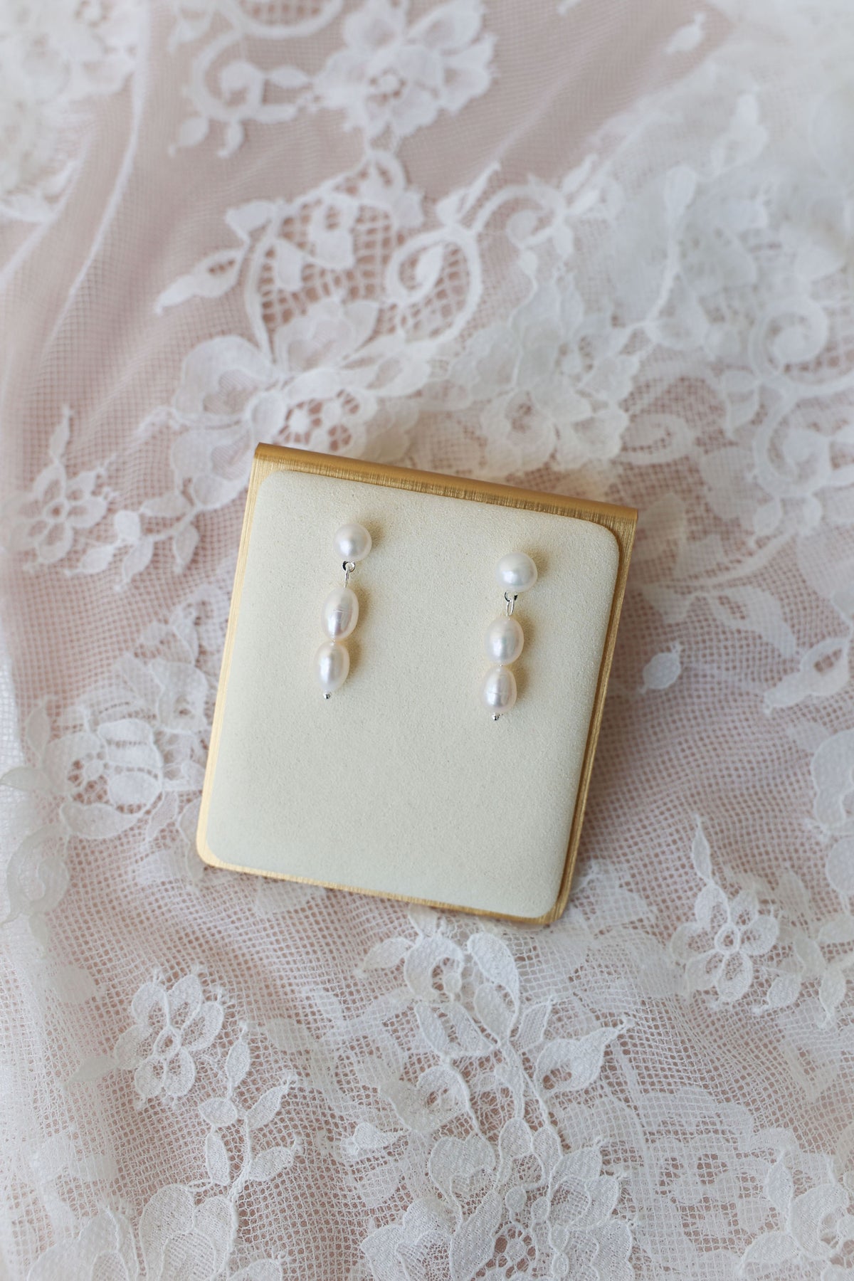 Pearl and Silver Earrings for Wedding