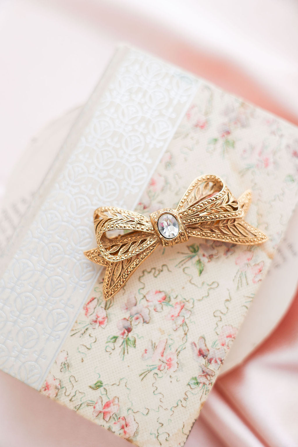 Vintage Bow Bridal Hair Clip