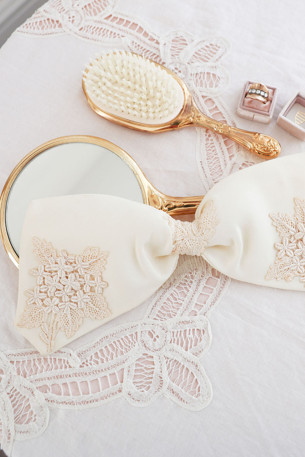 Vintage Bridal Hair Bow