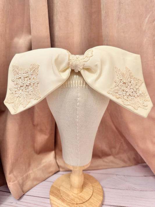 1960s Vintage Bridal Hair Bow