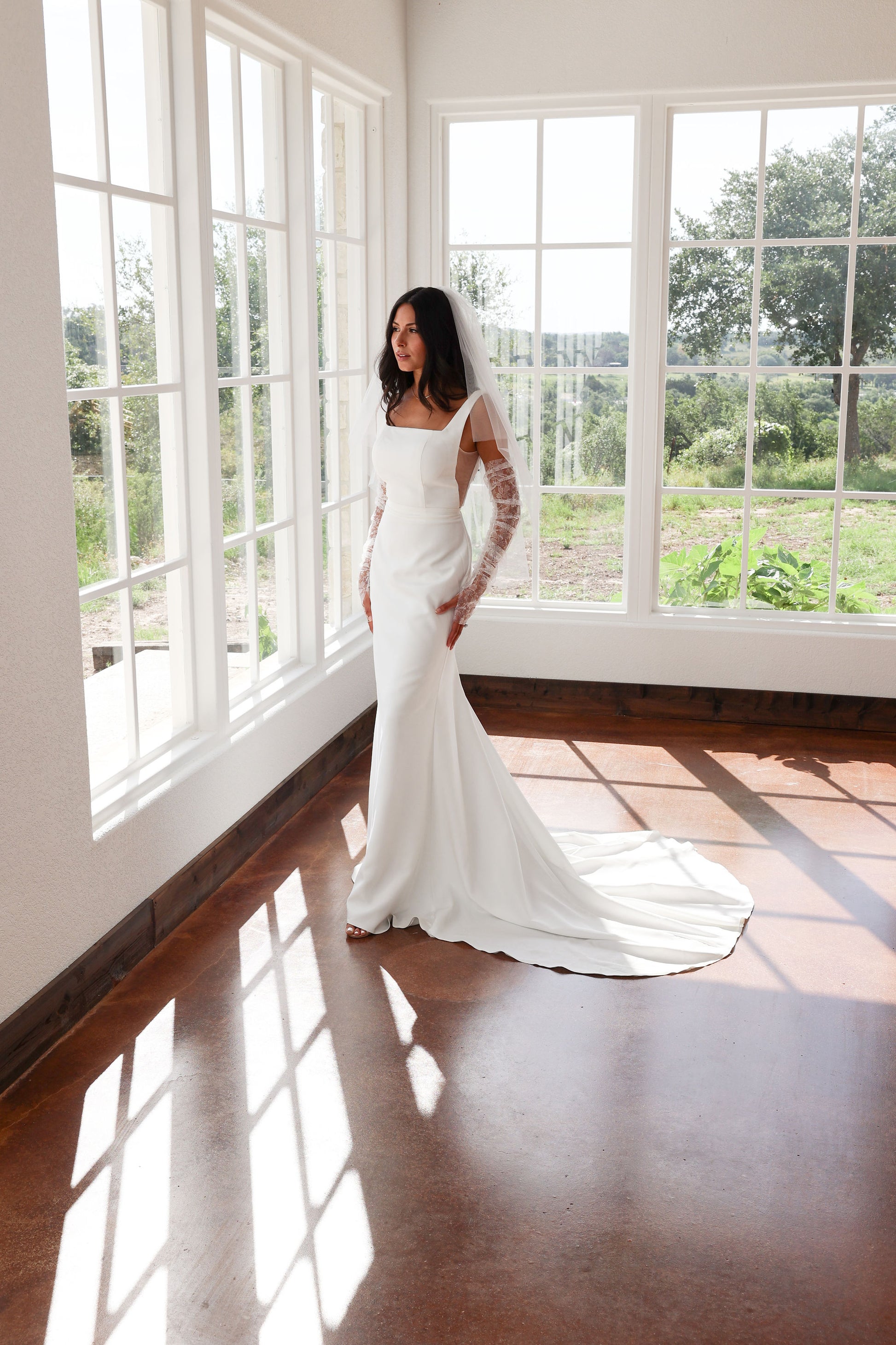 Lennox Lace Wedding Sleeves - Petite Marie Boutique Petite Mariee Boutique Lennox Lace Wedding Sleeves - Petite Marie Boutique Petite Mariee Boutique